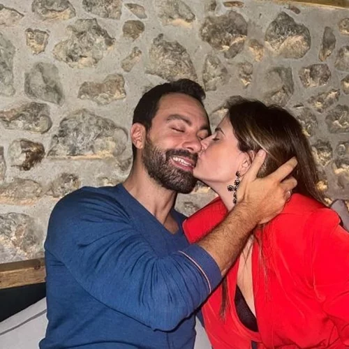 Σάκης Τανιμανίδης & Χριστίνα Μπόμπα | Δείτε πως έχει ανακαινιστεί (μέχρι στιγμής) το σπίτι τους στην Αθήνα