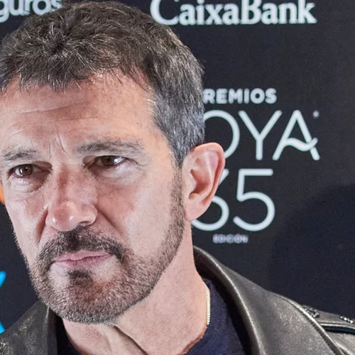 Ο Αντόνιο Μπαντέρας βρίσκεται στην Θεσσαλονίκη και το διασκεδάζει