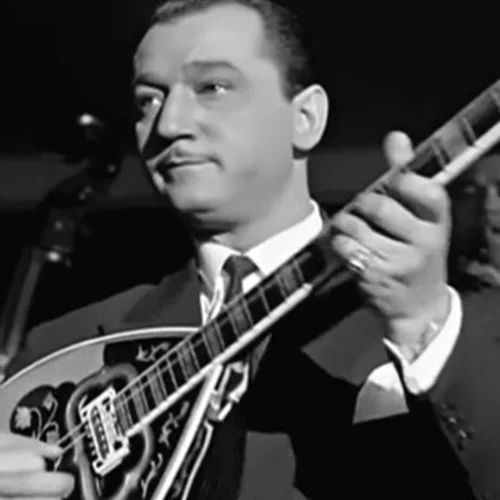 Μανώλης Χιώτης | Ο ξυλοδαρμός από τα όργανα της Χούντας , η καντάδα στον Μίκη Θεοδωράκη και ο περίεργος θάνατός του