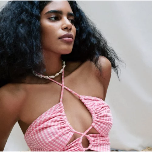 Pull & Bear, Stradivarius, Bershka | 10 κομμάτια από τις νέες αφίξεις που ενθουσιάζουν