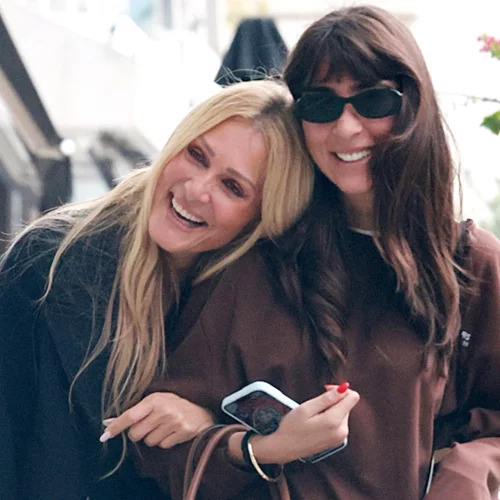 Νατάσα Θεοδωρίδου-Χριστιάνα Μπέτα | Μαθήματα στιλ για κομψό denim attire σε κοινή τους εμφάνιση