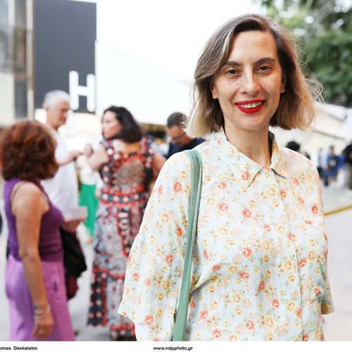 Βίκυ Βολιώτη |  "Γι’ αυτό αποφάσισα να υιοθετήσω την Άννα..."