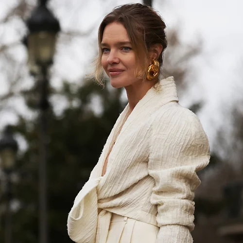 Τα elegant ανοιξιάτικά looks που μπορείς να δημιουργήσεις με ρούχα που έχεις στην γκαρνταρόμπα σου