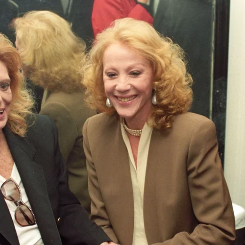 Μελίνα Μερκούρη- Ζωή Λάσκαρη με glam ρούχα σε σπάνιο φωτογραφικό ντοκουμέντο