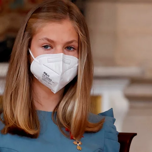 Η 15χρονη Leonor, μελλοντική βασίλισσα της Ισπανίας εμβολιάστηκε