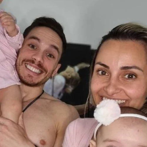 H Βασιλική Μιλλούση και ο Λευτέρης Πετρούνιας βάφτισαν τις κόρες τους