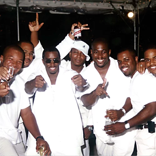 Το σκάνδαλο P. Diddy | Τα White Parties, o Leonardo και οι celebrities που έχουν χάσει τον ύπνο τους