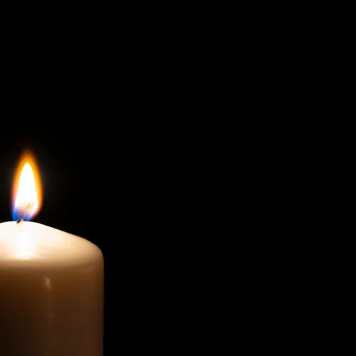 Έφυγε από τη ζωή γνωστή τραγουδίστρια