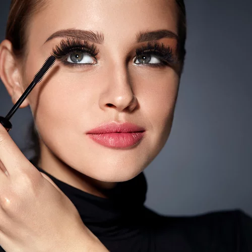 Dreamy Lashes | Το μόνο προϊόν μακιγιάζ που θα χρειαστείς για να τραβήξεις όλη την προσοχή στο βλέμμα σου