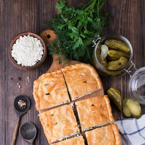 Κρεμμυδόπιτα με τυρί | Πεντανόστιμη πολίτικη συνταγή