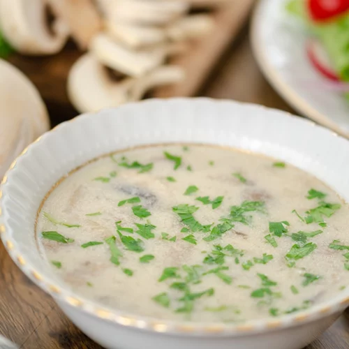 Κοτόσουπα βελουτέ με τυριά και κρέμα | Η σούπα που πρέπει να δοκιμάσεις