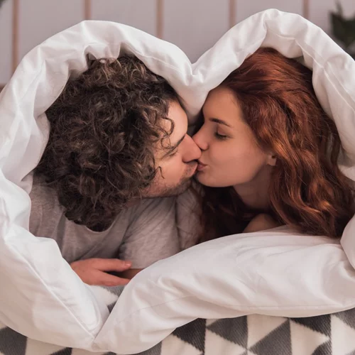 Βαρέθηκες το σεξ με το σύντροφό σου; 8 τρόποι για να ανανεωθείτε