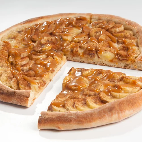 Συνταγή για γλυκιά πίτσα με φιστικοβούτυρο και μπανάνα