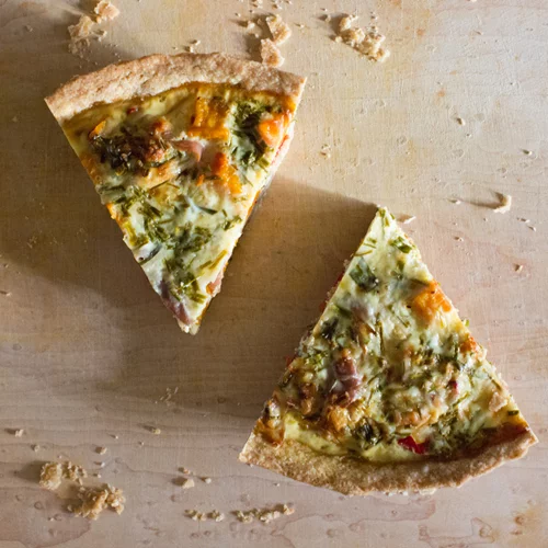 Κις λορέν με γιαούρτι και κολοκυθάκια