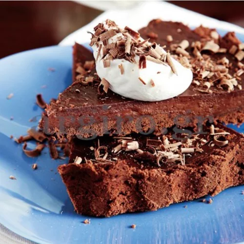 Συνταγή για σοκολατένια τάρτα µε κρέµα σοκολάτας