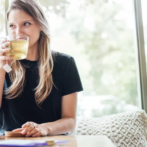 7 λόγοι για να εντάξεις το πράσινο τσάι στις καθημερινές σου συνήθειες