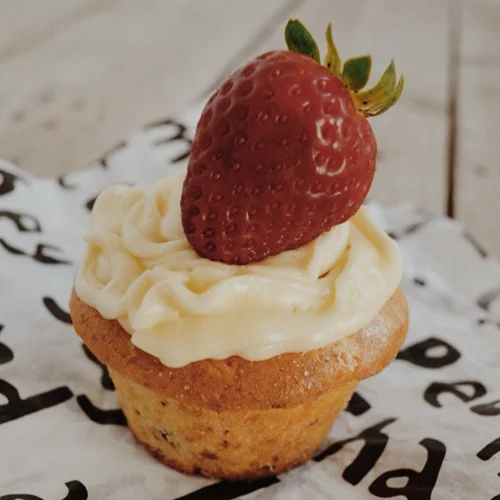 Cupcakes φράουλα για του Αγίου Βαλεντίνου | Πώς θα κλείσεις το δείπνο για δύο