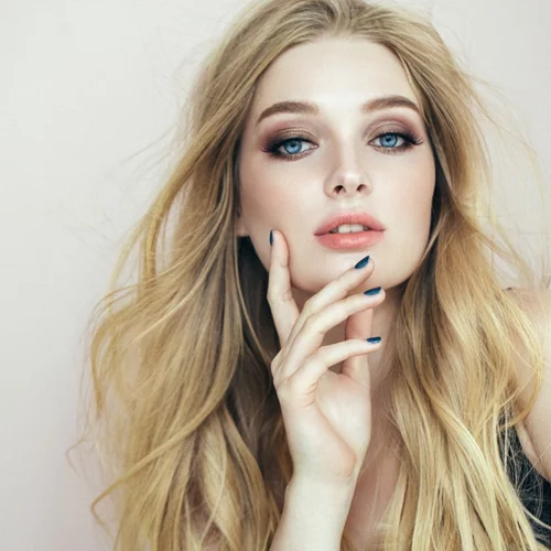 Κορονοϊός | 3 τρόποι να προστατευτείς, ξεκινώντας από τα νύχια σου