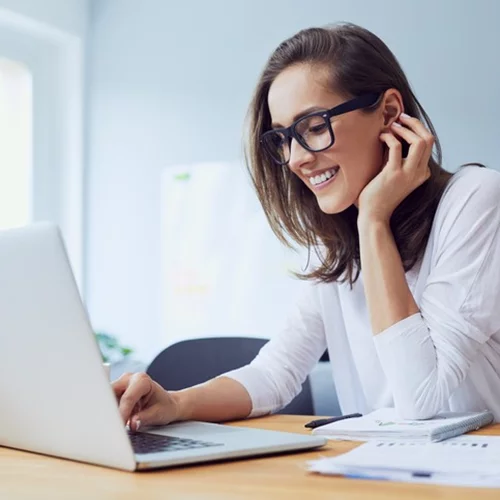 Τι λένε για σένα τα ποσταρίσματά σου στο Facebook