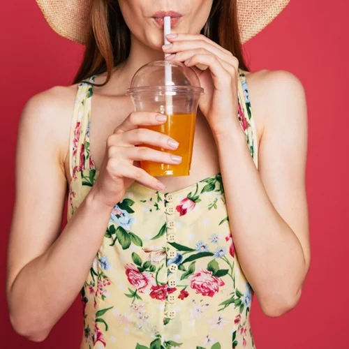Τι χυμό να πιω για ισχυρό ανοσοποιητικό, για το άγχος, για τις λιγούρες ή για ενέργεια στο φουλ;