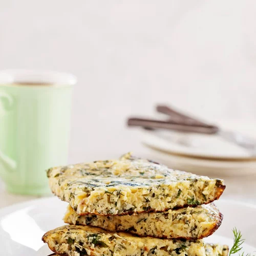 Ομελέτα με κολοκυθάκια και ντομάτα