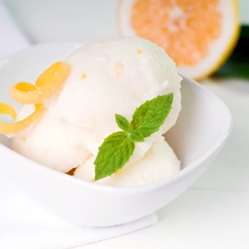 Φτιάξε παγωτό λεμόνι εύκολα και γρήγορα από την Αργυρώ Μπαρμπαρίγου