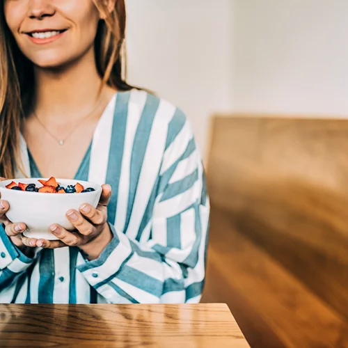 Διατροφή στην εγκυμοσύνη | Οι τροφές που χρειάζεσαι, πόσο βάρος να πάρεις, τα απαραίτητα θρεπτικά στοιχεία