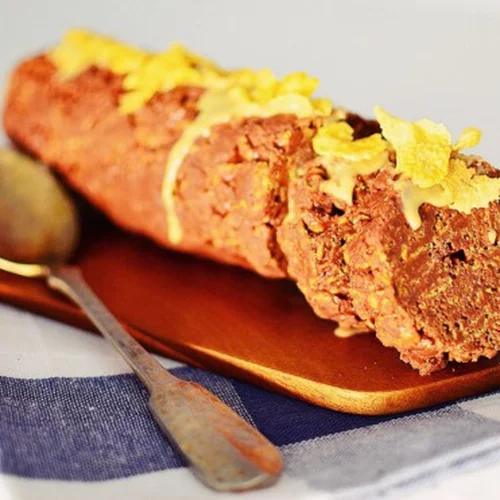 Συνταγή για κορμό σοκολάτας με ταχίνι και κορν φλέικς