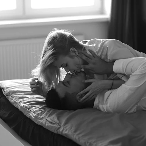 10+1 ερωτικά παιχνίδια για (ακόμα) καλύτερο σεξ μετά τις διακοπές!