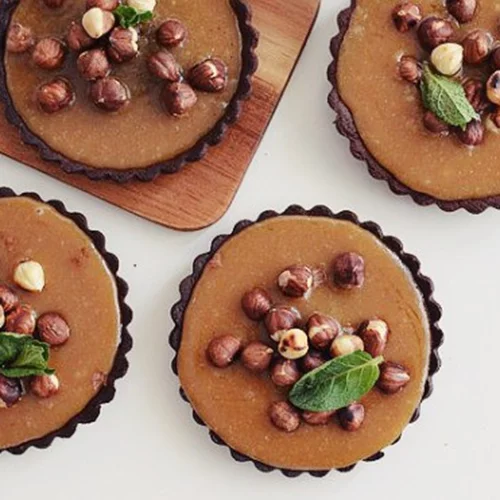 Σοκολατένια τάρτα καραμέλας | Ένας κλασικός και αγαπημένος συνδυασμός