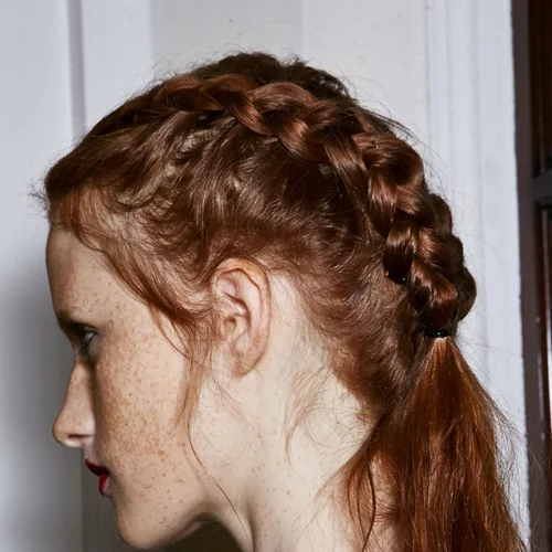 10 χτενίσματα με πλεξίδες για να είσαι τέλεια αυτό το καλοκαίρι