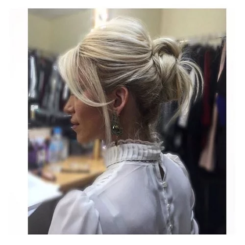 7 χτενίσματα για μια εβδομάδα από την Κατερίνα Καινούργιου