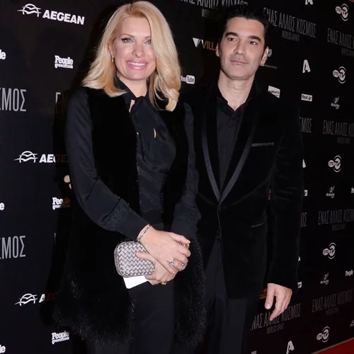 Ελένη Μενεγάκη: Γιατί έφυγε τρέχοντας από την πρεμιέρα του Χριστόφορου Παπακαλιάτη