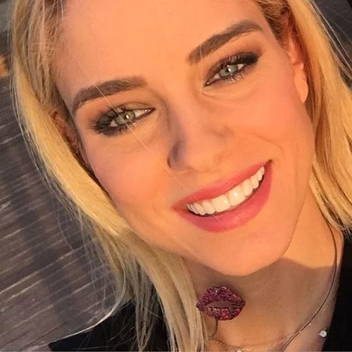 Η Δούκισσα Νομικού είναι η ... Βασίλισσα του Χιονιού