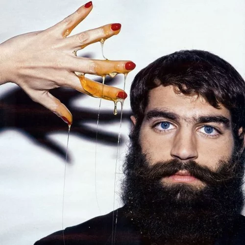 Στάθης Στιβακτάκης: Έγινε τελικά μοντέλο