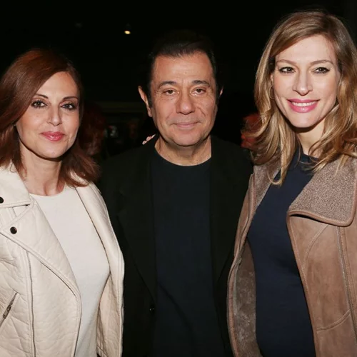 Ποιοι βρέθηκαν στην επίσημη πρεμιέρα της παράστασης «Το κενό αυτοπροσώπως»