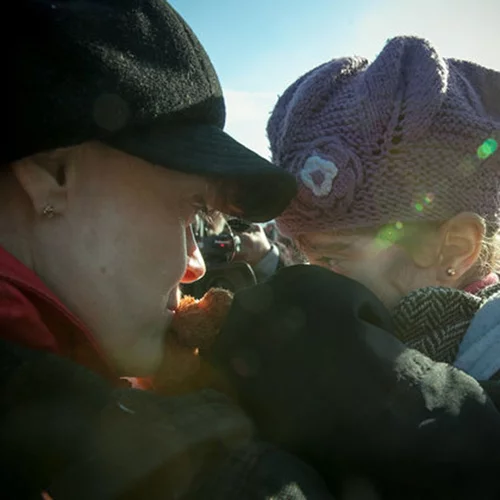 Η Susan Sarandon στη Λέσβο για να συμπαρασταθεί στους πρόσφυγες!