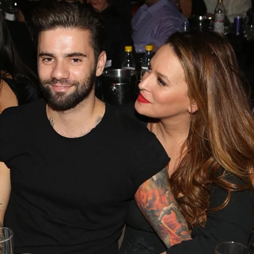 Το χριστουγεννιάτικο δείπνο της Σίσσυς Χρηστίδου και του Θοδωρή Μαραντίνη με τους επώνυμους καλεσμένους