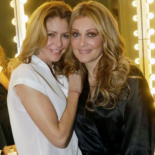 Πού συναντήθηκαν η Τζένη Μπαλατσινού, ο Γιώργος Καπουτζίδης και η Μαρί Κυριακού