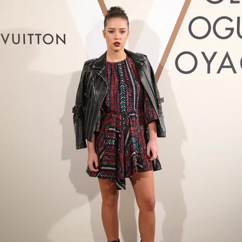 "Volez, Voguez, Voyagez": Στα εγκαίνια της νέας έκθεσης του οίκου Louis Vuitton