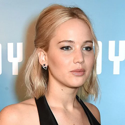 Jennifer Lawrence: Η εντυπωσιακή εμφάνιση της στο Λονδίνο
