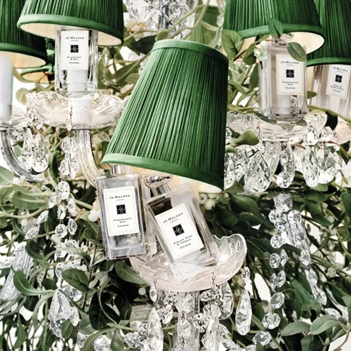 Συνόδευσε τις ημέρες των Χριστουγέννων με το πιο εορταστικό άρωμα!