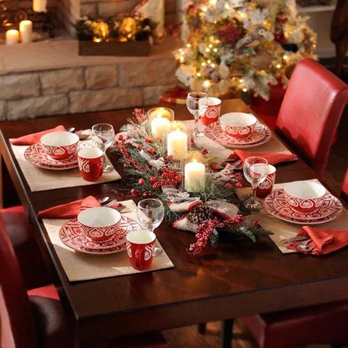 Η Βίκος Cola κάνει το Χριστουγεννιάτικο τραπέζι σε χιλιάδες οικογένειες