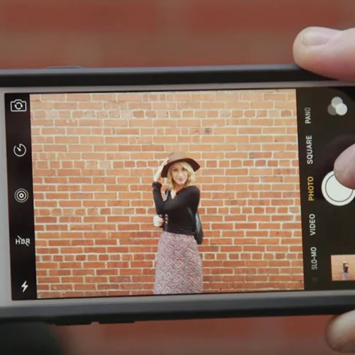 To πιο αστείο βίντεο: Πώς νιώθουν τα αγόρια όταν μας βγάζουν φωτογραφία για το instagram;