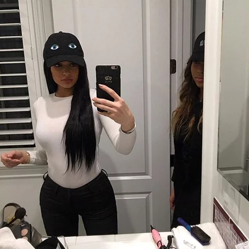 Kylie Jenner: Πώς στόλισε το χριστουγεννιάτικο δέντρο της;