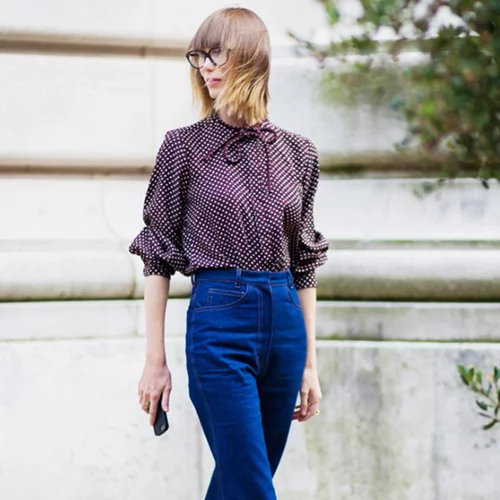 5 αλλιώτικοι τρόποι να φορέσεις το denim σου χωρίς να γίνεις βαρετή, από το πρωί μέχρι το βράδυ