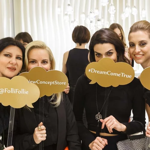Ποιοι επώνυμοι βρέθηκαν στο νέο «Concept Store»: A Dream Come True της Folli Follie