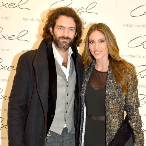 Αθηνά Οικονομάκου - Φίλιππος Μιχόπουλος: Βραδινή έξοδος στο Κολωνάκι