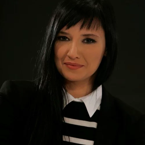 Η Αθηναΐς Νέγκα γράφει για τους ευνουχισμένους άντρες και τα γυναικεία λάθη