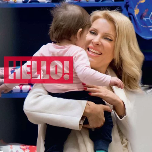 Ελένη Μενεγάκη: Βόλτα για ψώνια αφιερωμένη στις κόρες της